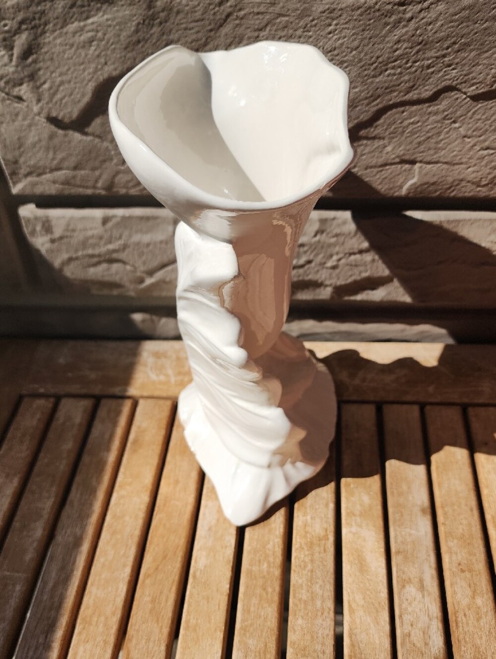 Vintage White Ceramic Calla Lily Vase - Picture 6 of 6